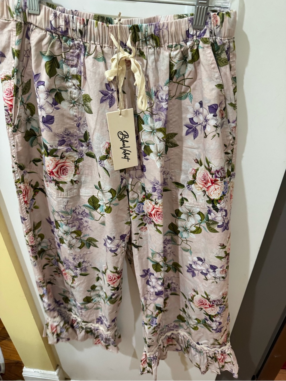 Blue Velvet Light Floral Tie-Waist Bloomers in Lilac and Green - Picture 4 of 7
